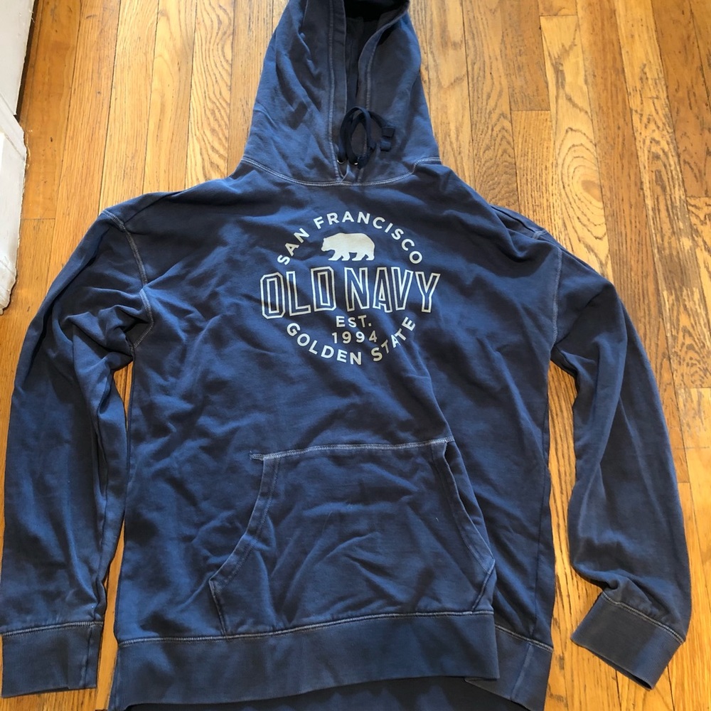 Men’s old navy hoodie
